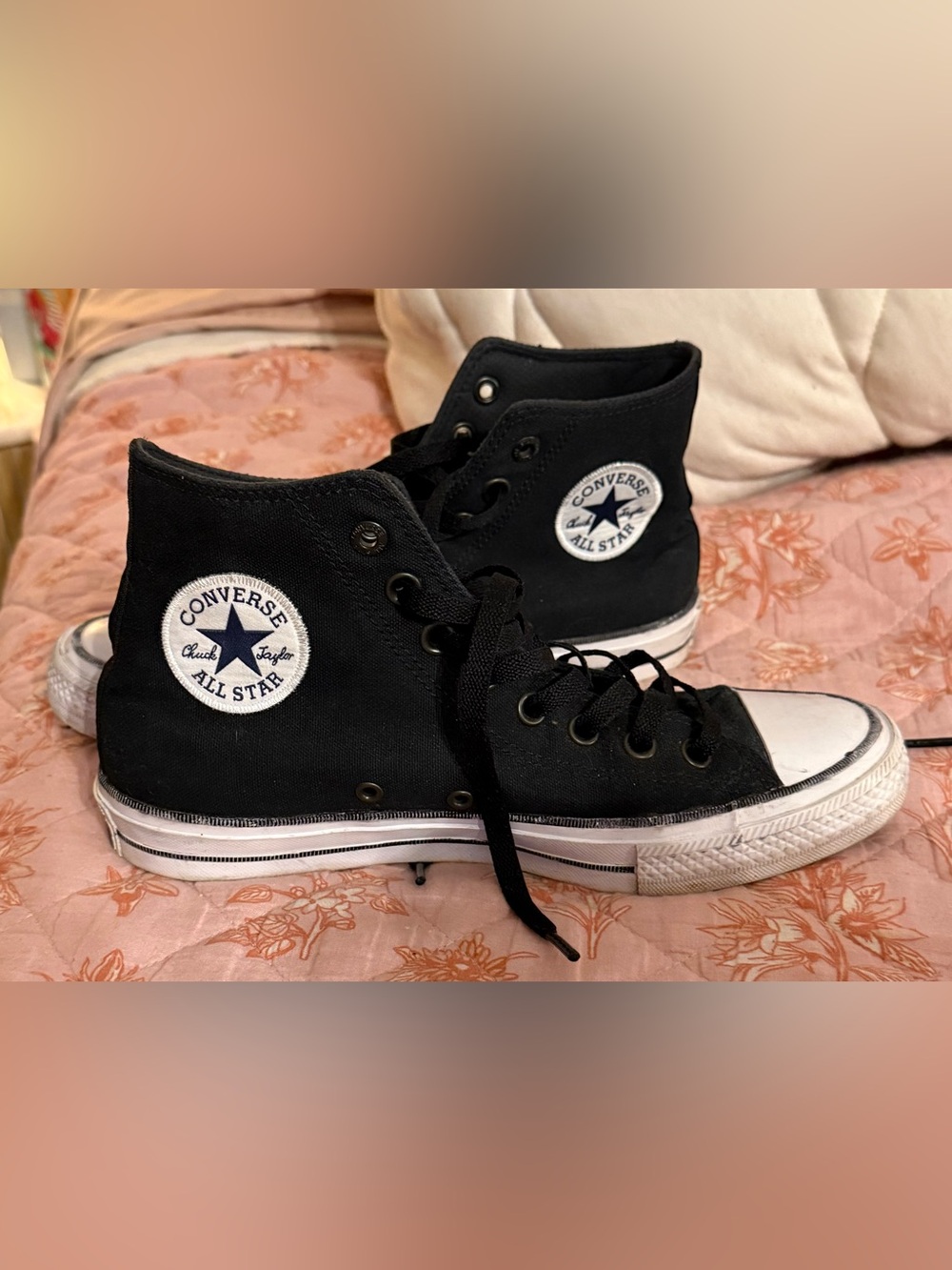 Converse Chuck Taylor High-Top Sneakers Men 7.5 Women 9.5